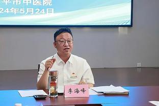 不满判罚？克洛普昨天赛后故意不和主裁卡瓦纳握手